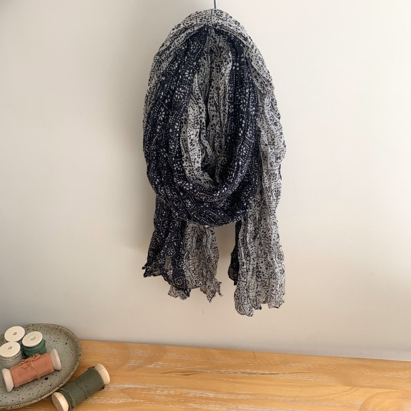 Women's Vintage Pleated Floral Thin Soft Scarf