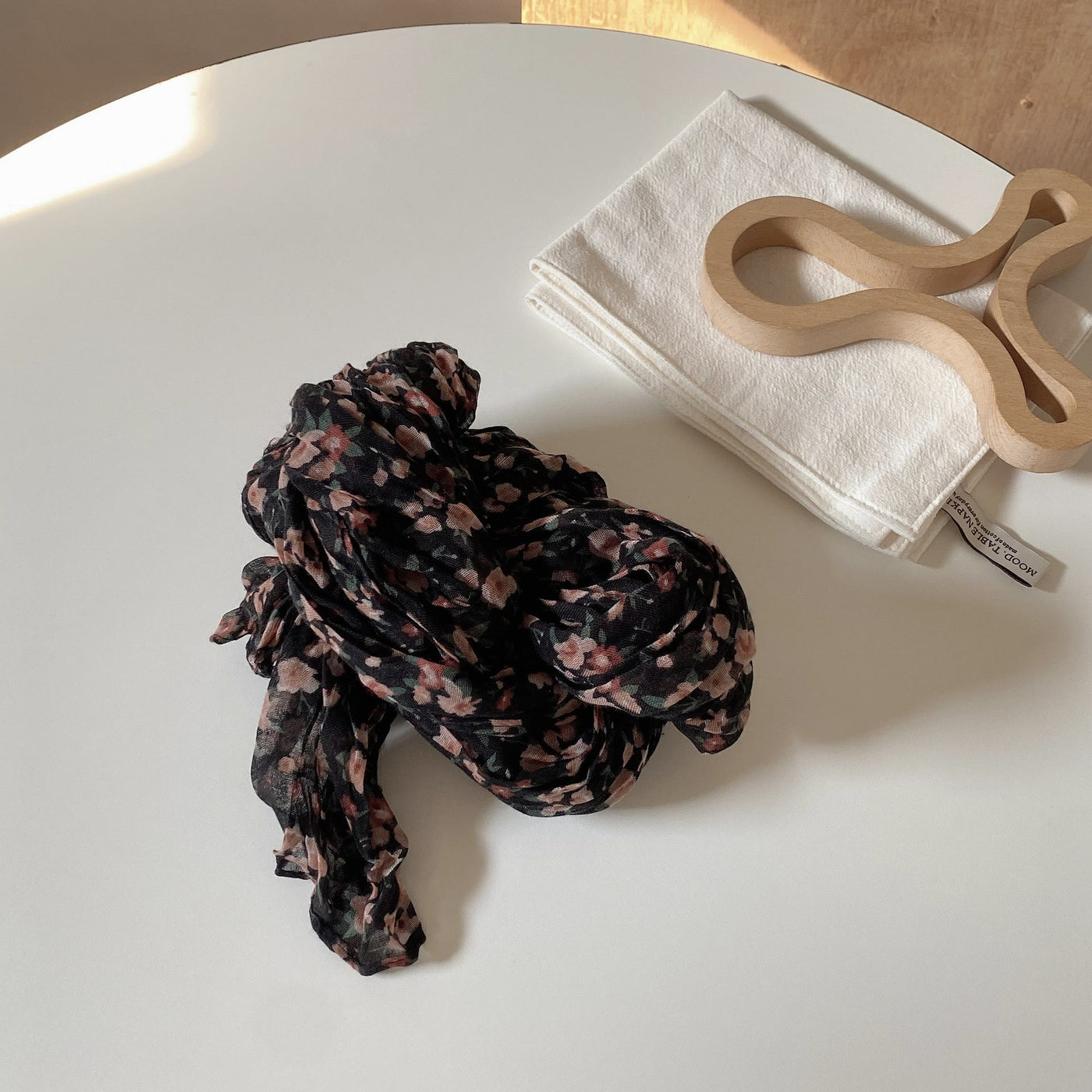 Women's Vintage Pleated Floral Thin Soft Scarf