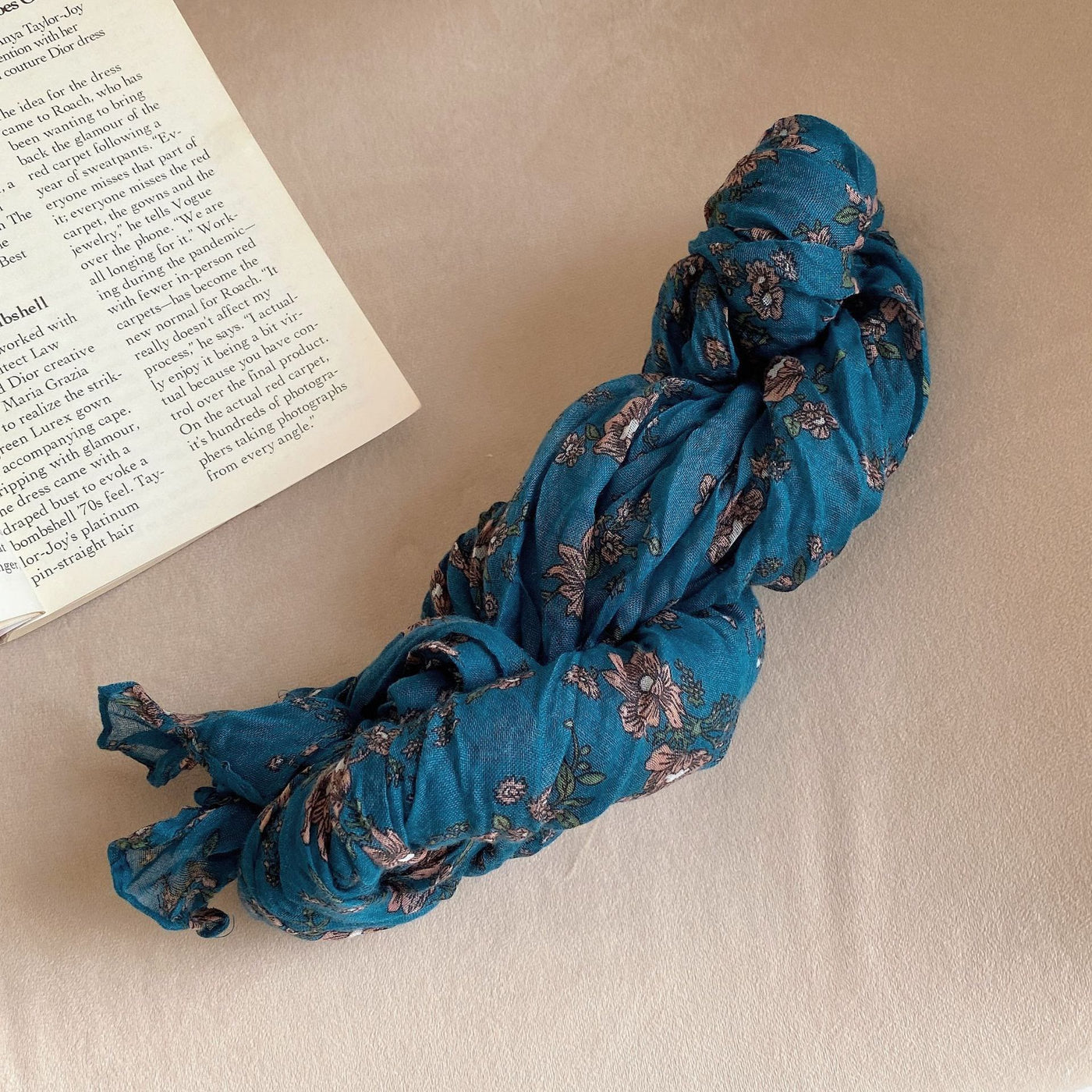 Women's Vintage Pleated Floral Thin Soft Scarf