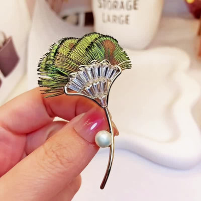 Women's Green Peacock Feather Gingko Leaf Shape Brooch