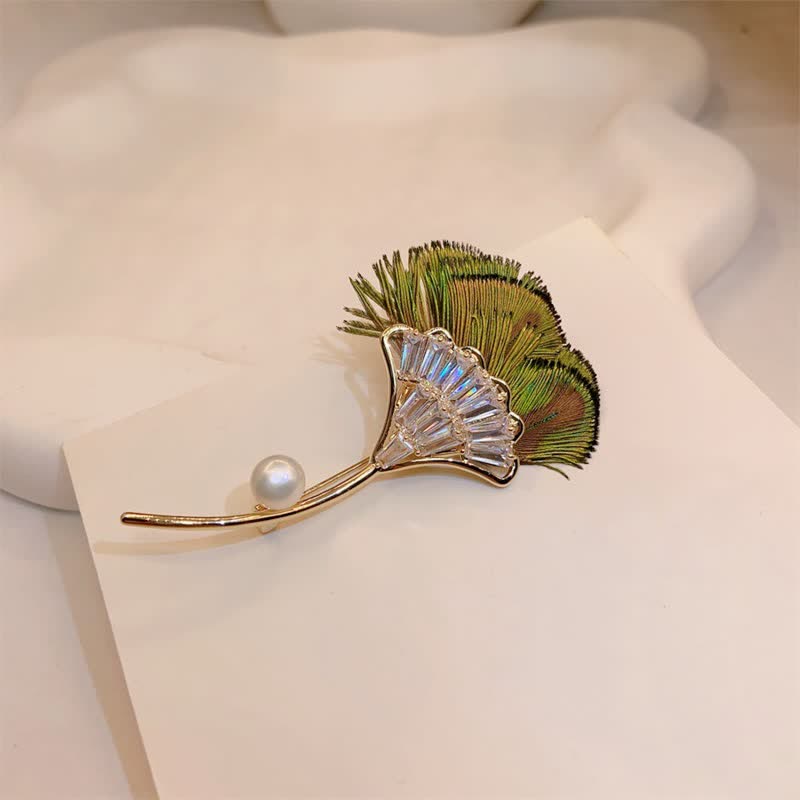Women's Green Peacock Feather Gingko Leaf Shape Brooch