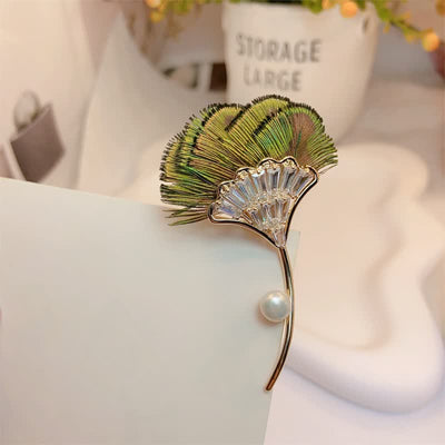 Women's Green Peacock Feather Gingko Leaf Shape Brooch