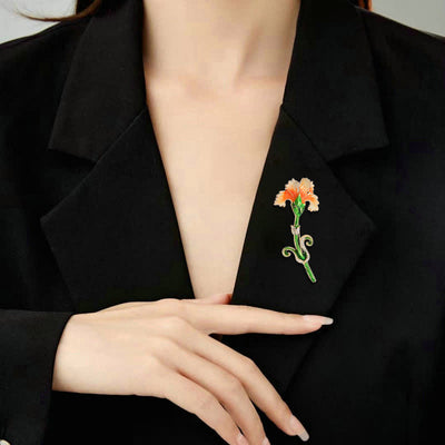 Women's Lovely Enameled Carnation Brooch