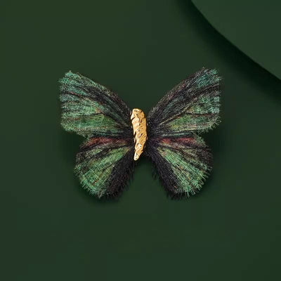 Women's Retro Butterfly Gradient Color Embroidered Brooch