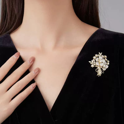 Women's Gold Rhinestones Bridal Flower Bouquet Brooch