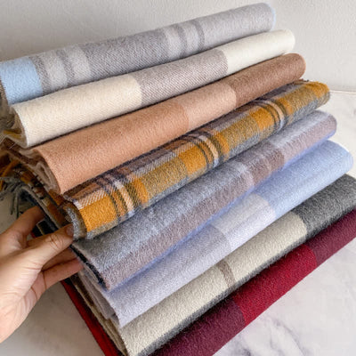 Unisex Check Pattern Warm Wool Scarf With Tassels - image 0